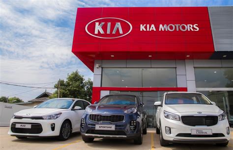 motoring malaysia showroom launch naza kia malaysia   dealer autohaus prima opens