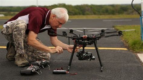 drone pilot training unmanned vehicle university httpwwwamazoncomdpbeetgurefcmswr