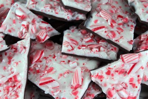 Peppermint Candy Cane Bark Christmas Food Treats Easy Holiday
