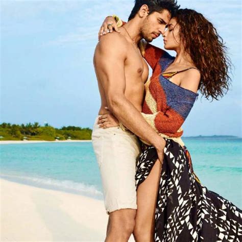 Sidharth Malhotra Looks Beyond Hot In This Shirtless Photo