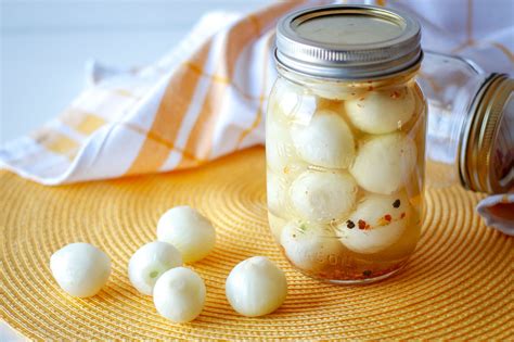 super easy pickled onions recipe