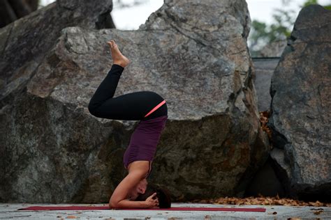 yogapose   rock yoga life yoga poses poses
