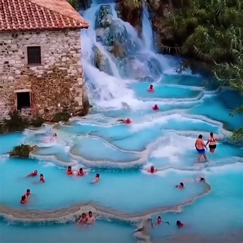 travel blogger captures  beauty  natural hot springs  italy