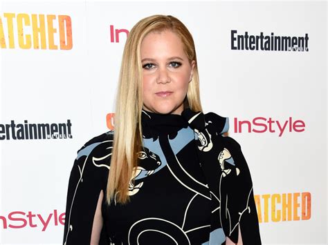 amy schumer s new candid photos may make you think twice before getting