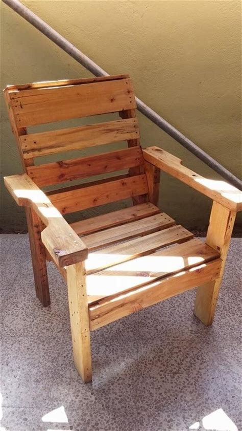 creative diy recycled wooden pallet chair ideas pallets