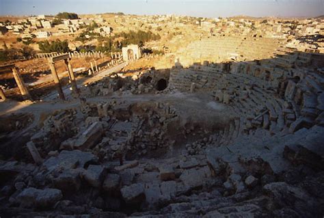 gerasa jerash jordan theatres amphitheatres stadiums odeons ancient greek roman world teatri