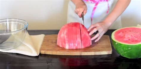 How To Cut A Perfect Bowl Full Of Watermelon Food Hacks