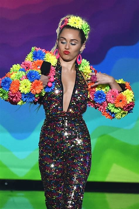 Miley Cyrus Outfits At Vmas 2015 Popsugar Fashion Australia