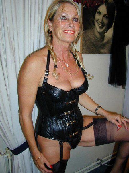 amateur granny in black lingerie and stockings gorgeous