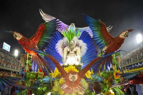 carnaval  inyectara  millones de dolares  economia de rio de janeiro