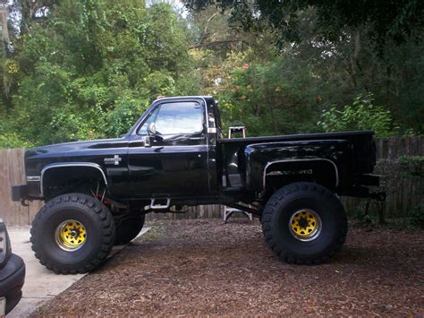 lifted chevrolet classic truck lifted chevy trucks classic pickup trucks chevy pickup trucks