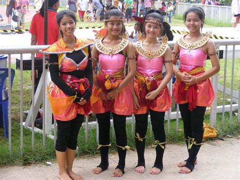 thai people        life  udon thani