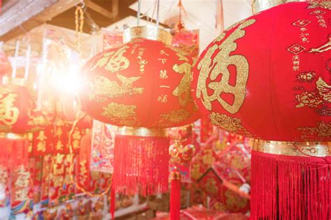 top traditions  chinese  year