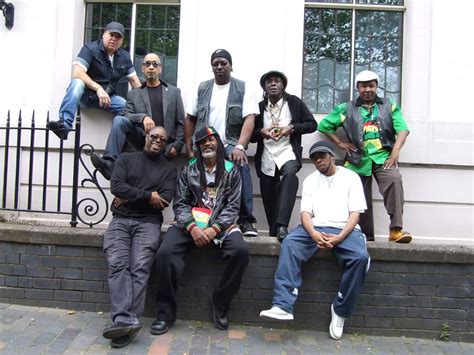 global reggae band tree vibes