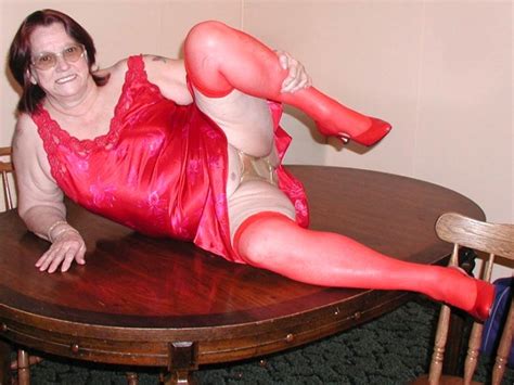 extra large granny in red stocking spreads wide her wrinkly twat pichunter