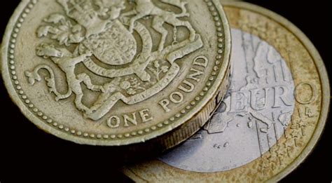 gbpeur pound struggling  hold  currency