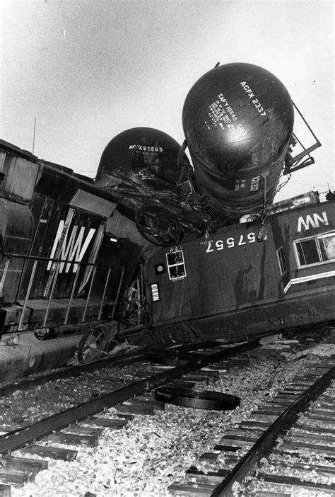 railroad wrecks   history photo galleries herald reviewcom