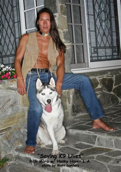 White Wolf Native American Actor Rick Mora Helps Abandoned Huskies To