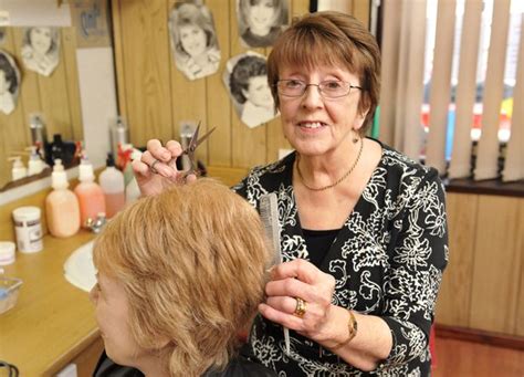 Meet Uks Oldest Hairdresser 90 Who Cannot Wait To Get Back To Work