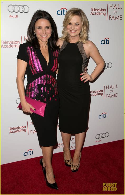 amy poehler and julia louis dreyfus doll up for hall of fame gala photo