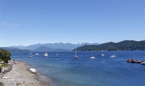 visit gibsons   gibsons tourism expedia travel guide