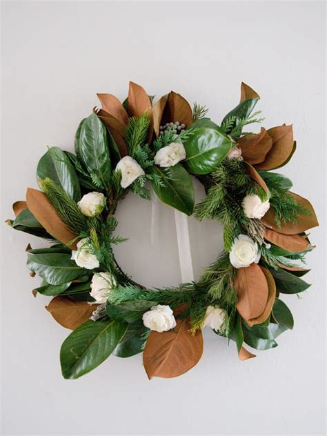 elegant  easy holiday wreath ideas