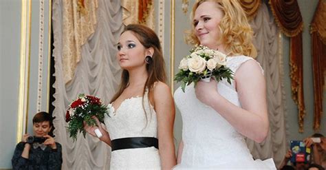 pareja de lesbianas se casa en rusia off topic y humor 3djuegos