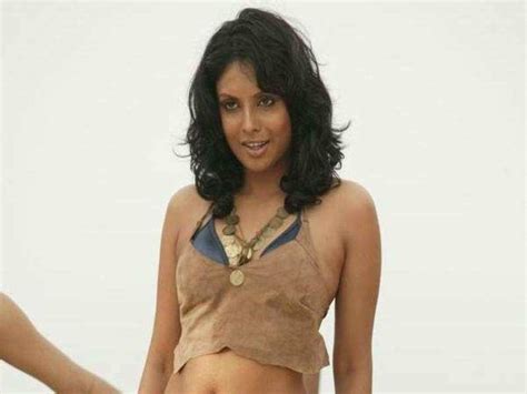 jyothirmayi s latest picture leaves netizens shocked tamil movie news