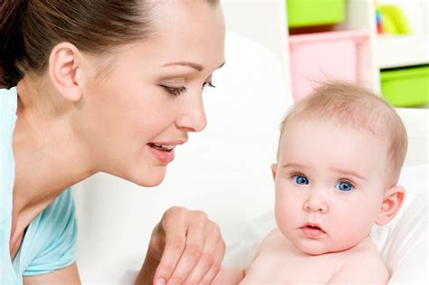 czkawka  niemowlaka  noworodka  sprawdzone sposoby na czkawke