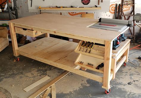 simple workbench  integrated table  woodworking
