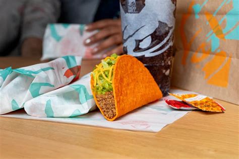 earn free food and perks with taco bell rewards get build your own