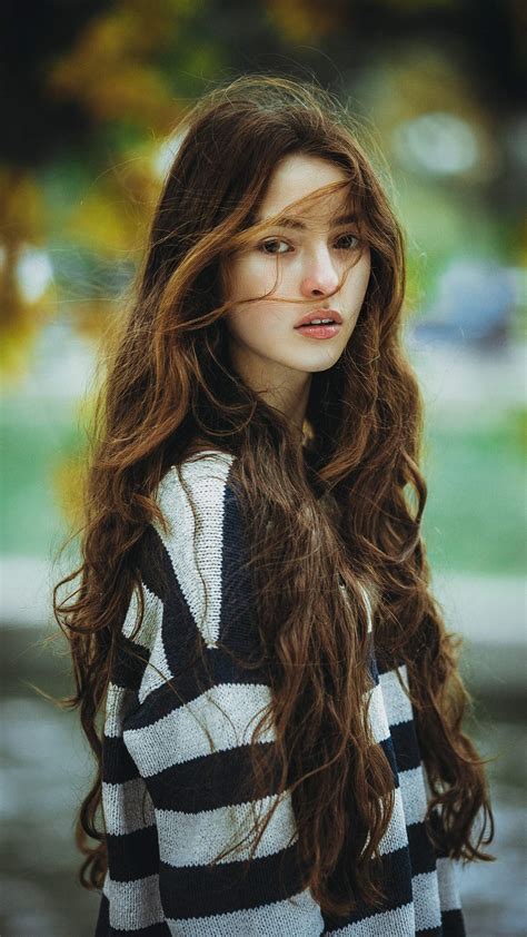 beautiful long brown hair girl iphone wallpaper iphone