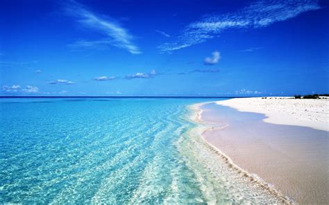 crystal clear water  tropical beach image abyss