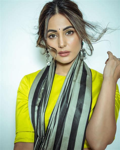 diwali 2020 hina khan is dhanteras ready in lovely traditional attire