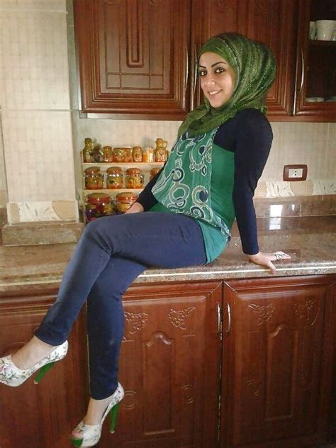 Hot Hijab Arab Paki Turkish Feet Babes Heels Photo 77 99 109 201