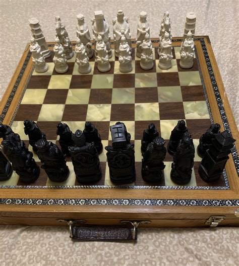 Old Chess Set Collectors Weekly