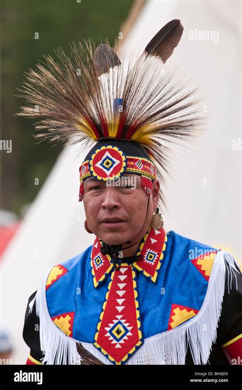 Native Man T Suu Tina Pow Wow Bragg Creek Alberta Canada Stock