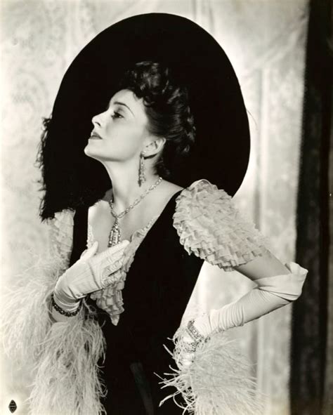 48 Glamorous Photos Of Olivia De Havilland In The 1930s ~ Vintage Everyday