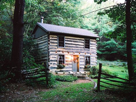 surviving  story log cabins  virginias