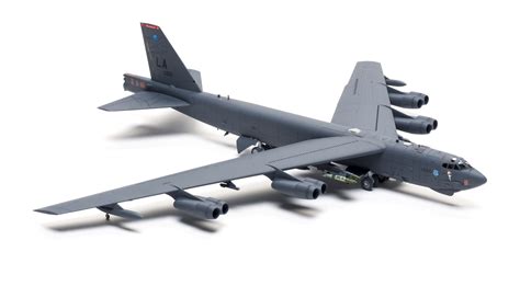 build review   academy   stratofortress scale model aircraft