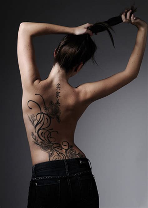 33 sexy back tattoos for girls