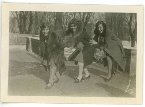 1929 photo ohio university college flapper girls showing legs lesbian