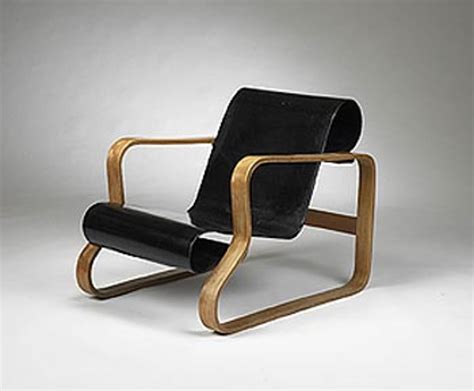 alvar aalto  early paimio sanatorium lounge chair model