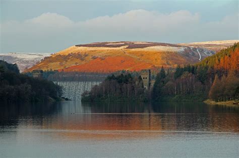 howden dam derwent reservoir derbyshire water flowing ov flickr