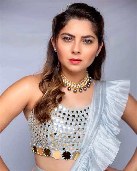 Marathi Television Actress Sonalee Kulkarni Latest Hot And Sexy