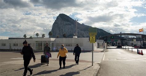gibraltar   face  deal brexit chief minister warns politico