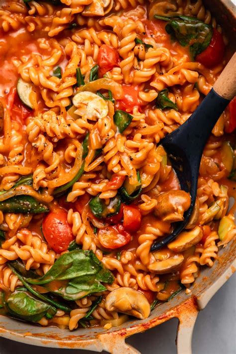 easy  pot pasta cozy healthy  minute dinner   bowl