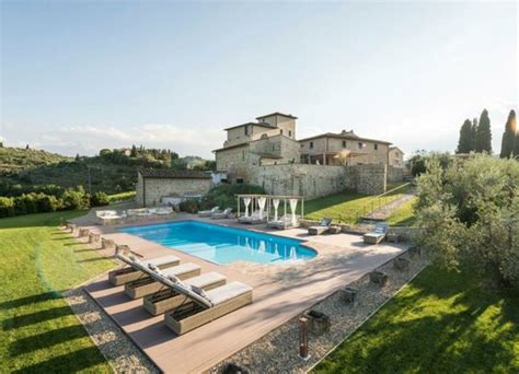 castello  vitigliano luxury villa  tuscany edge retreats