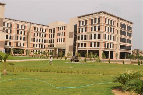 gd goenka university gurgaon singapore classifieds