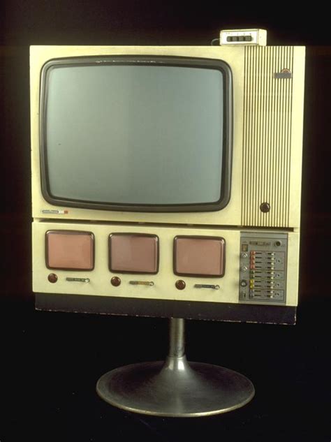 nordmende spectra color studio television receiver   germany television set vintage